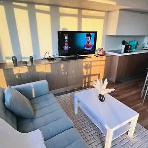 https://cozy-condo-in-downtown-toronto-free-parking.hotelstorontoontario.org
