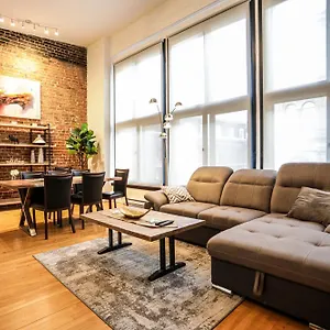 https://apt-elegant-1-bedroom-in-old-port-301.hotels-in-montreal.org